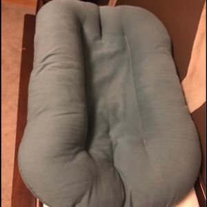 Snuggle me organic sage lounger